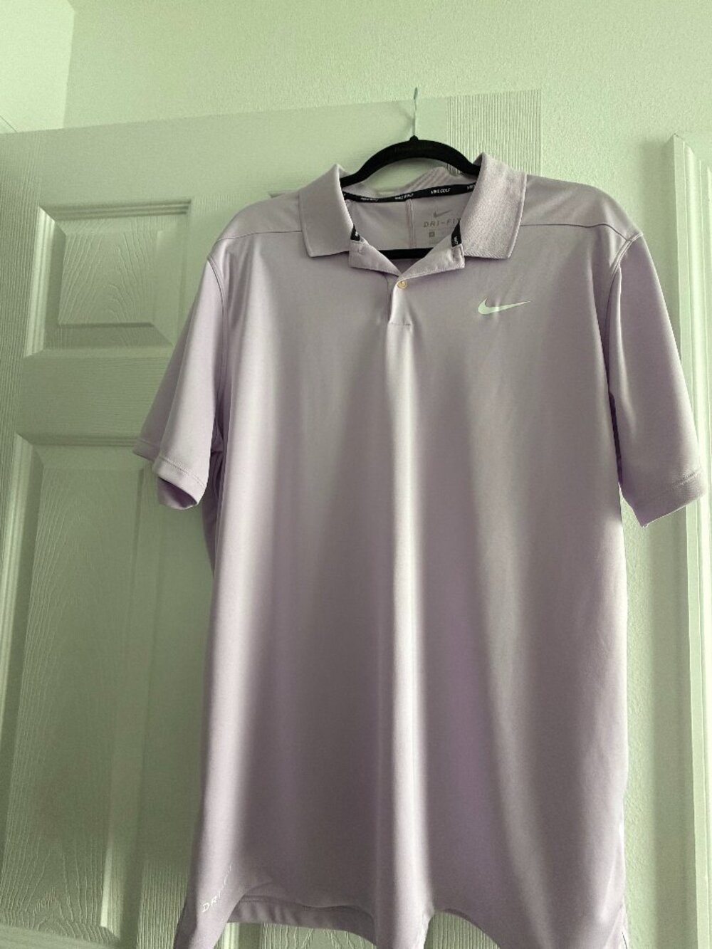 Nike Golf Dri-FIT Men's Polo Size XL- Lilac Color